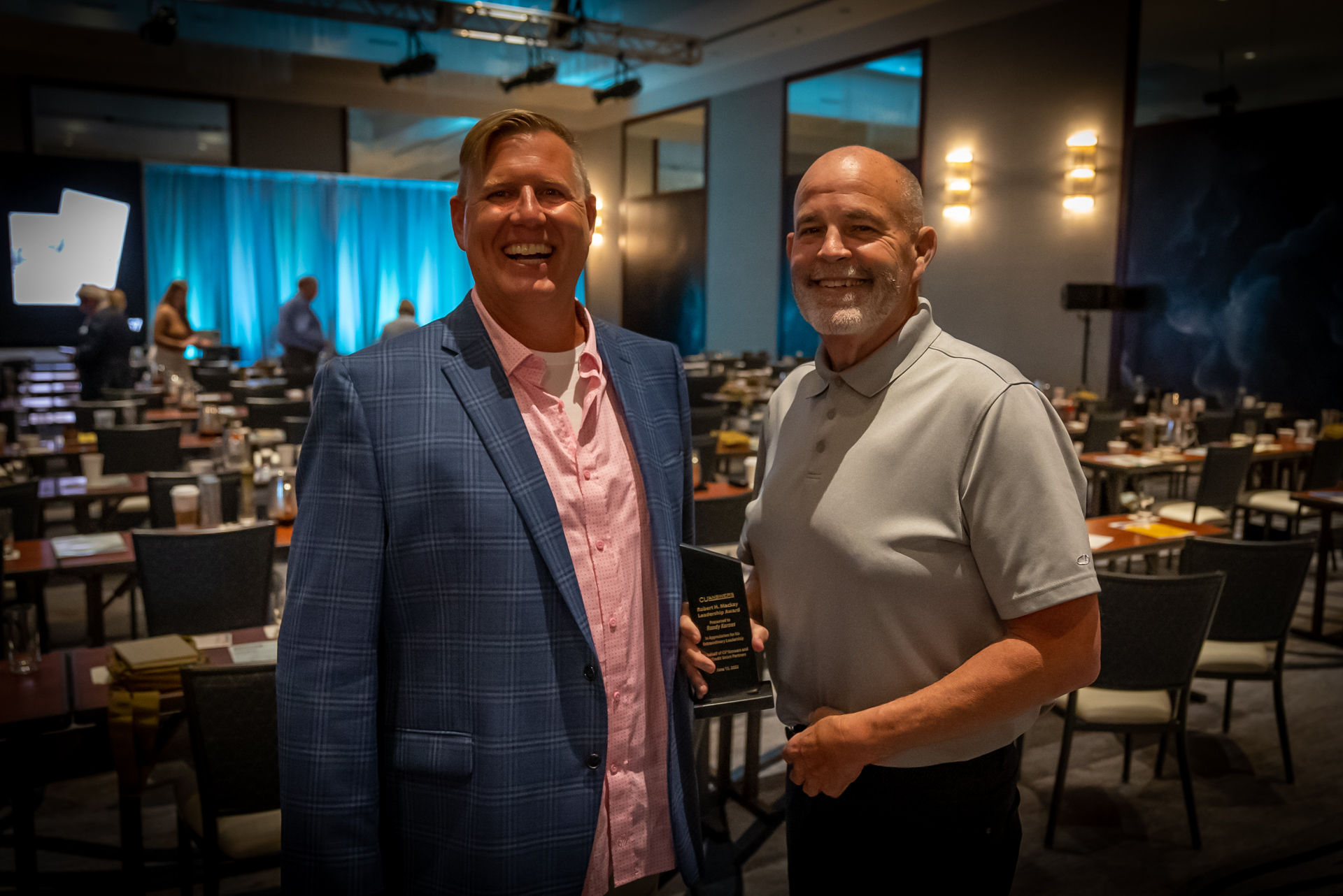 2022 Robert H. Mackay Leadership Award recipient, Randy Karnes, retiring CU*Answers CEO